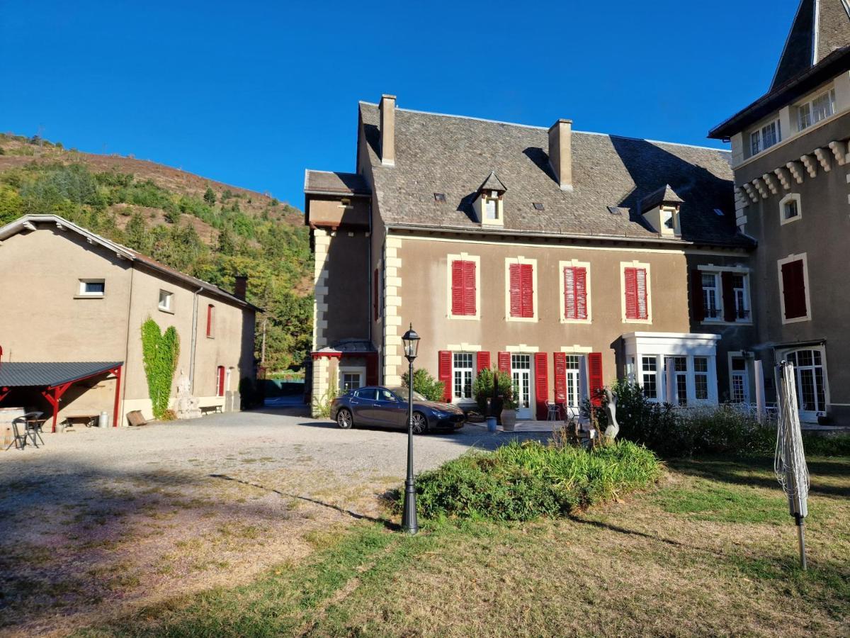 Chateau De Viviez Exteriör bild